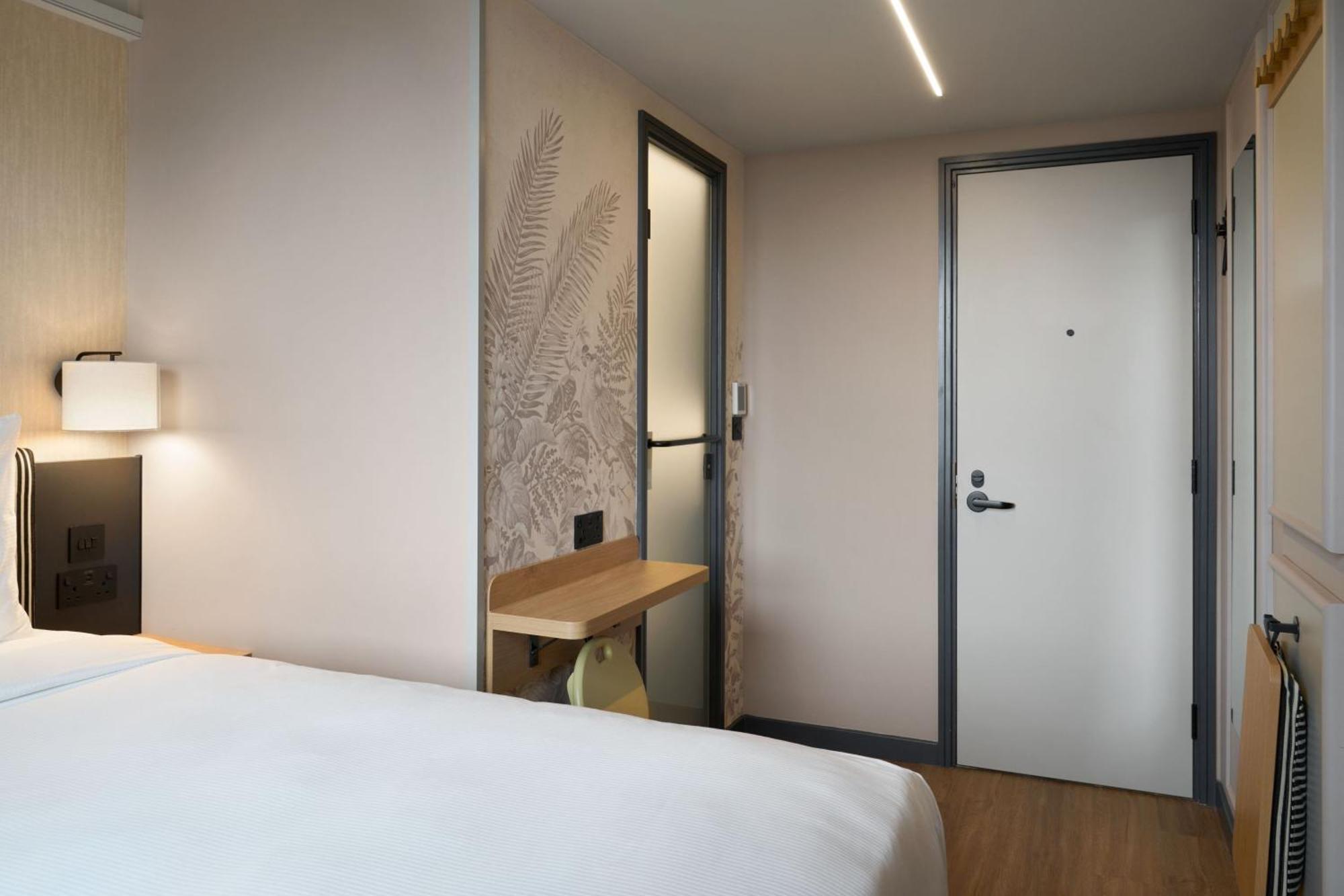Four Points Express By Sheraton London Euston Exterior foto